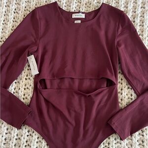 NWT Babaton Long Sleeve Bodysuit ✨❤️